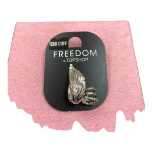 Accessory Label By Top Shop