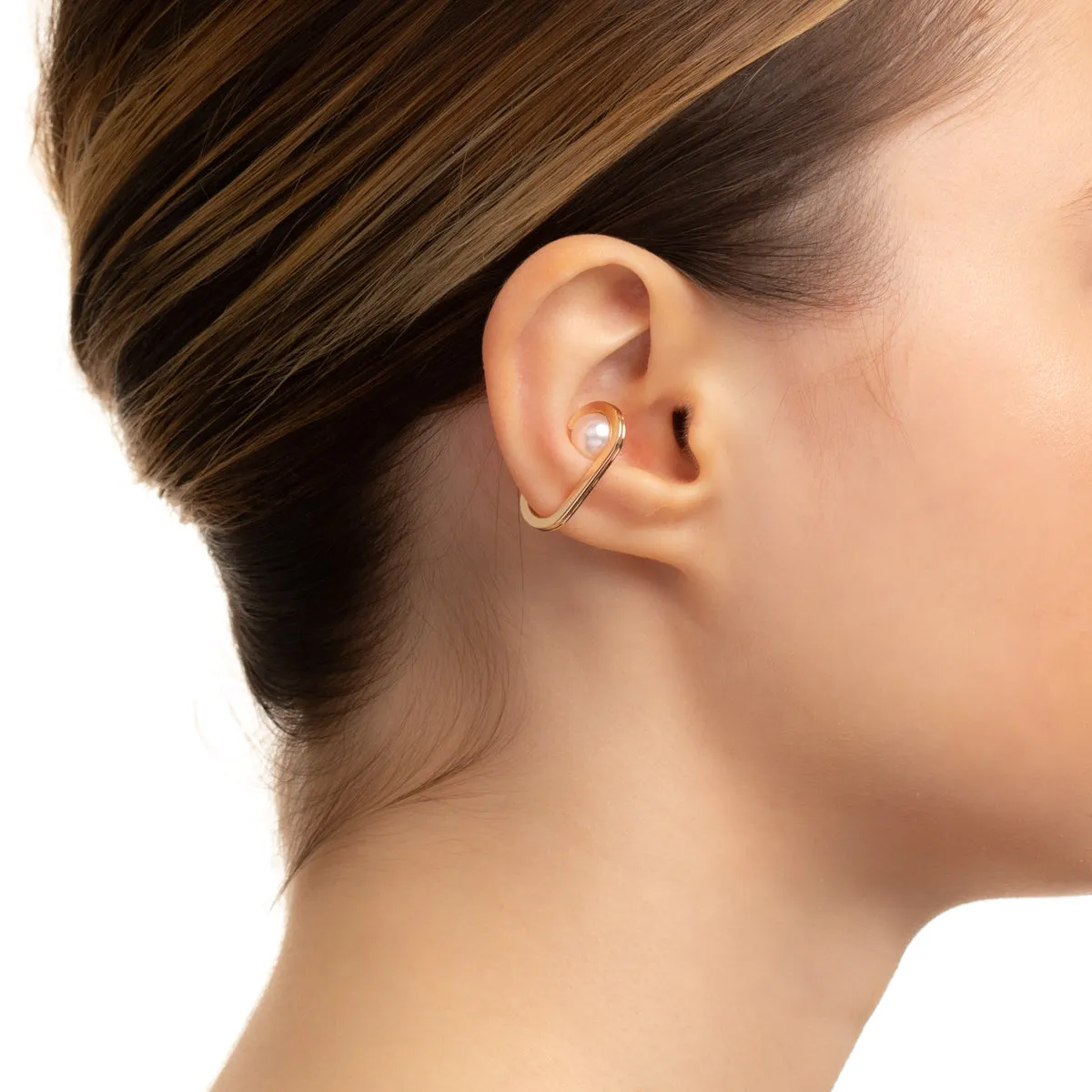 "Beluga" Pearl Ear Cuff